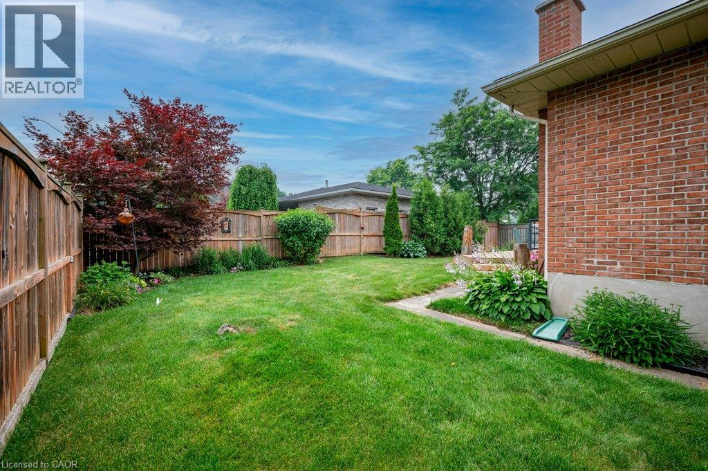 363 TWINFLOWER Crescent - 33