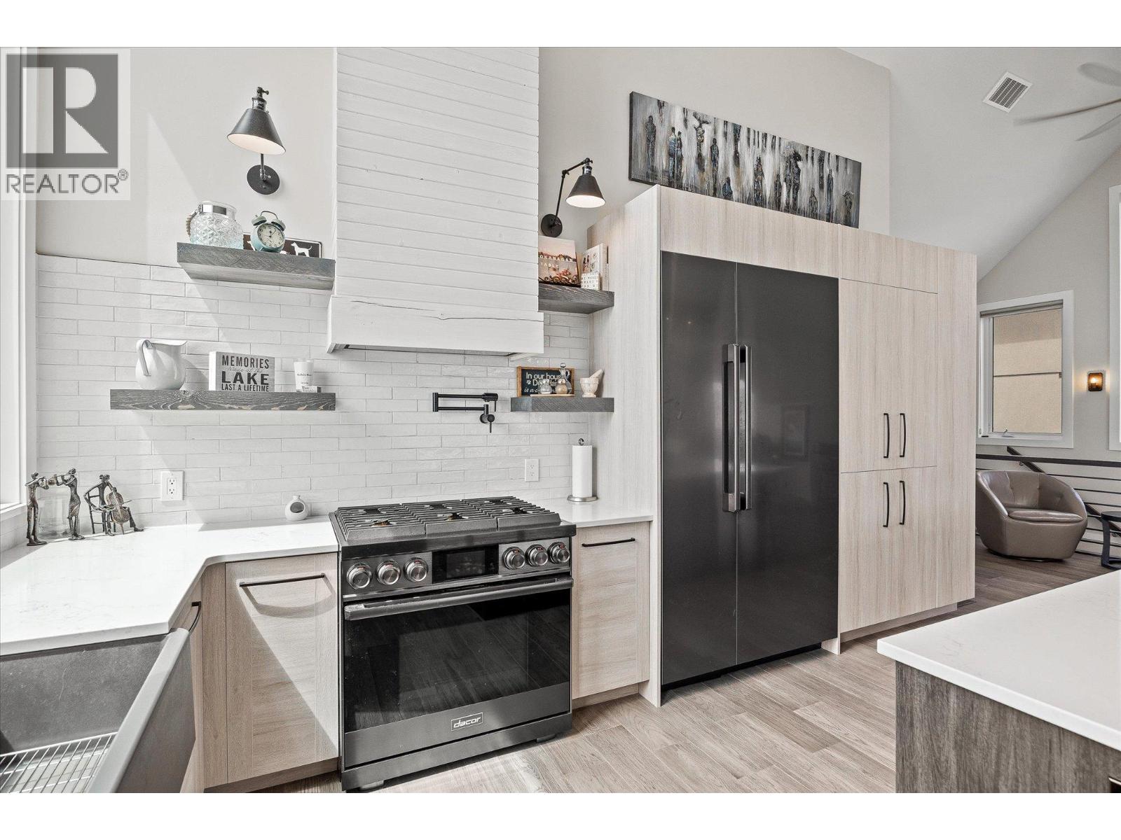 901 Westside Road S Unit# 22, West Kelowna