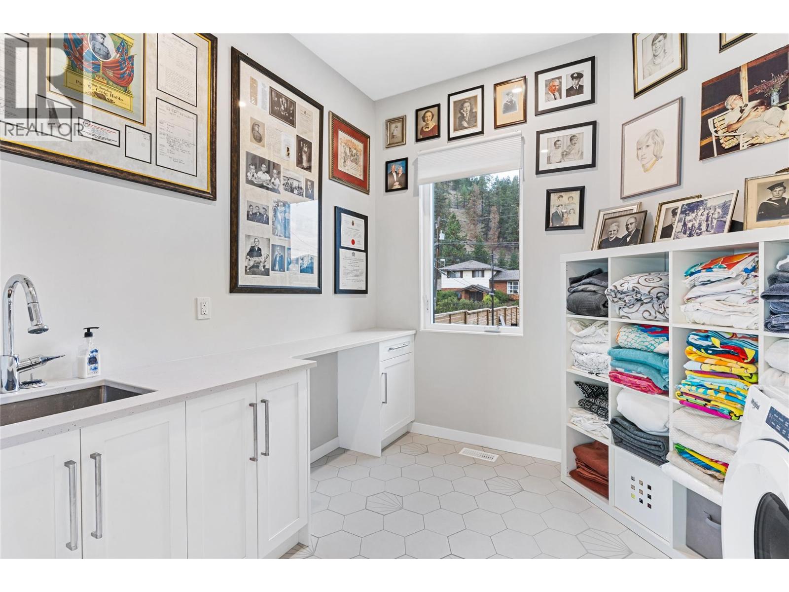 419 Shorts Road, Fintry