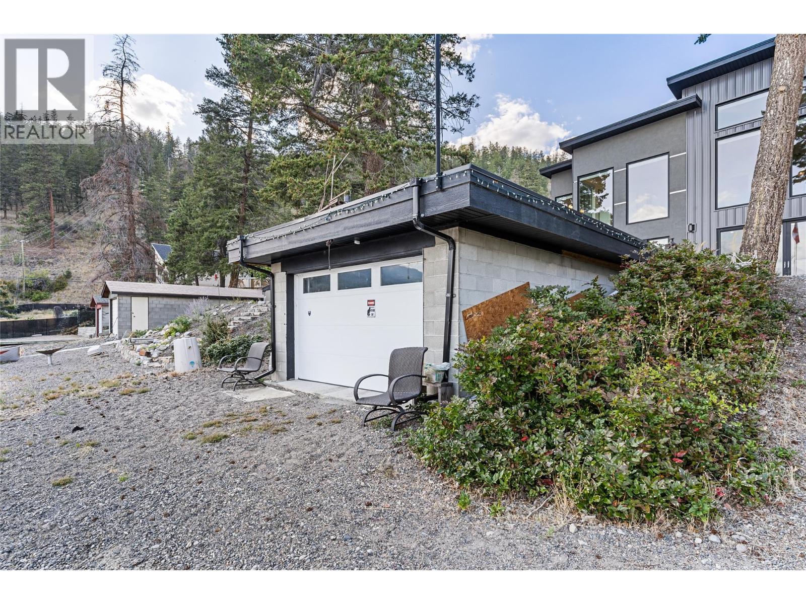 419 Shorts Road, Fintry