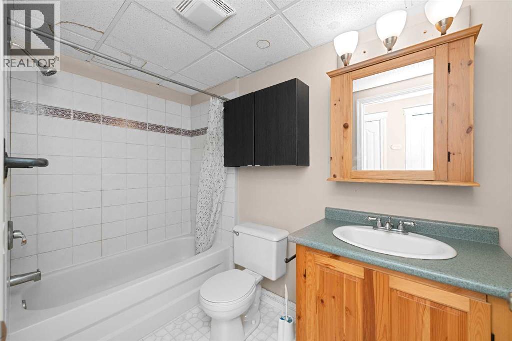40 hidden Point NW - 34