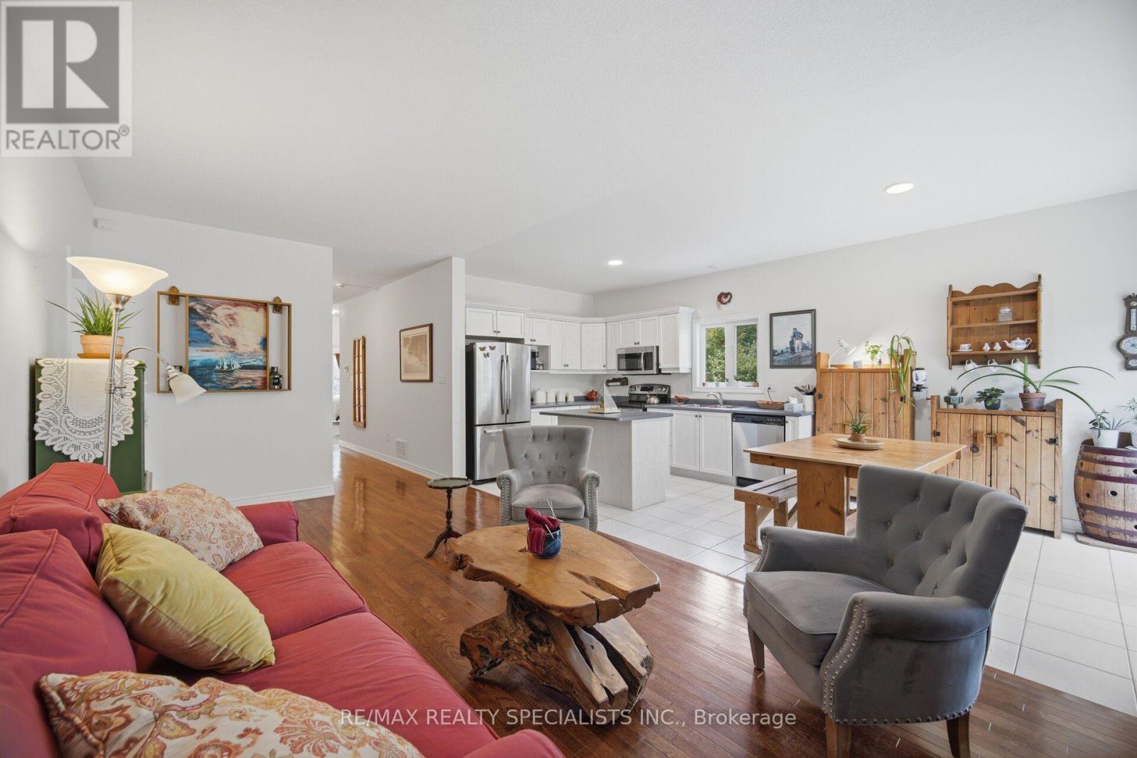 173 CHURCH STREET N - Image 22