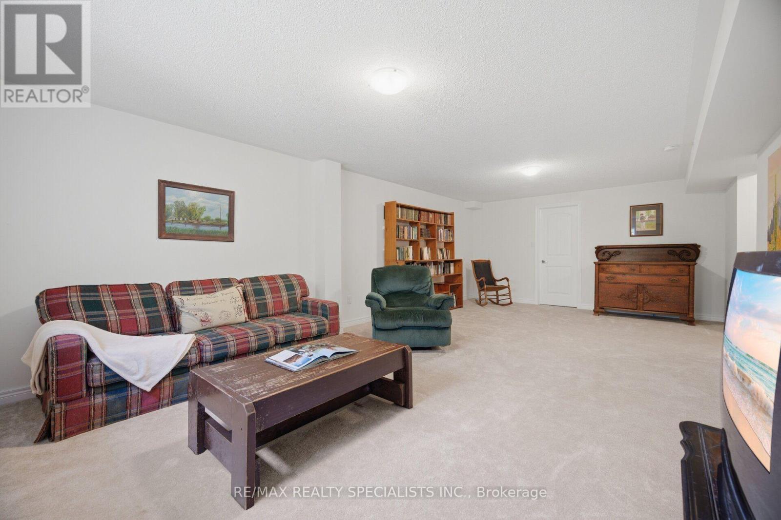 173 CHURCH STREET N - Image 41