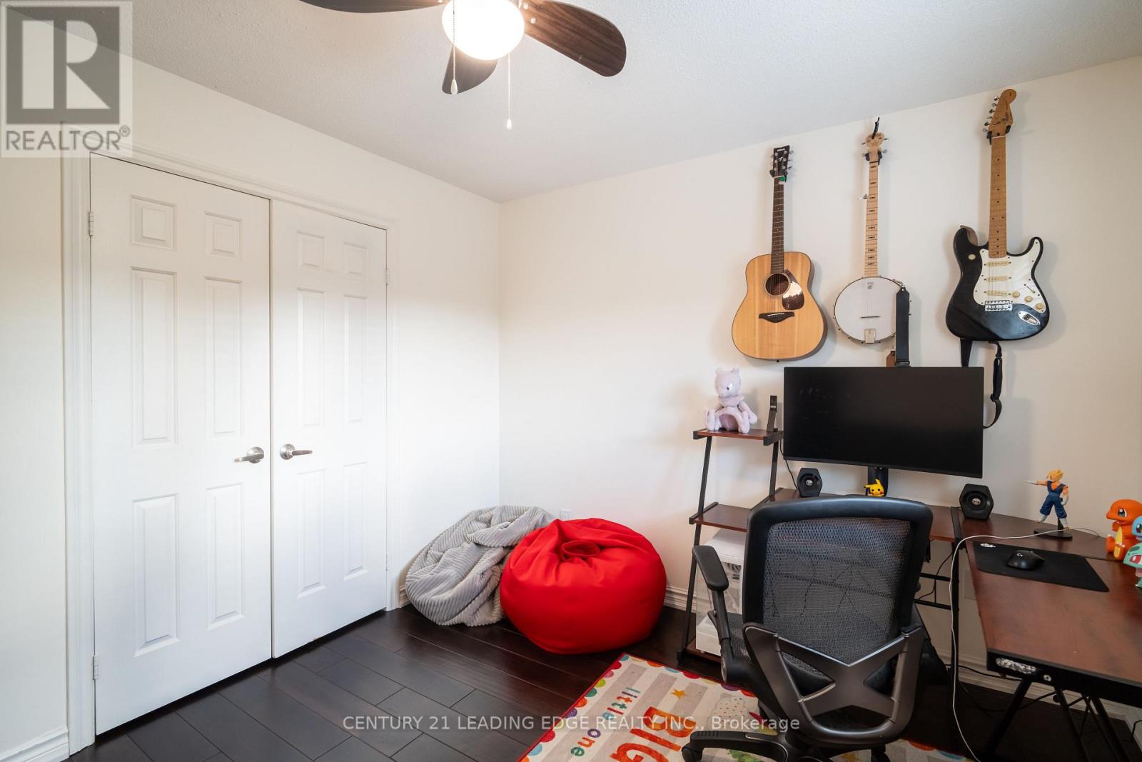 53 MCCLENNY DRIVE - 19