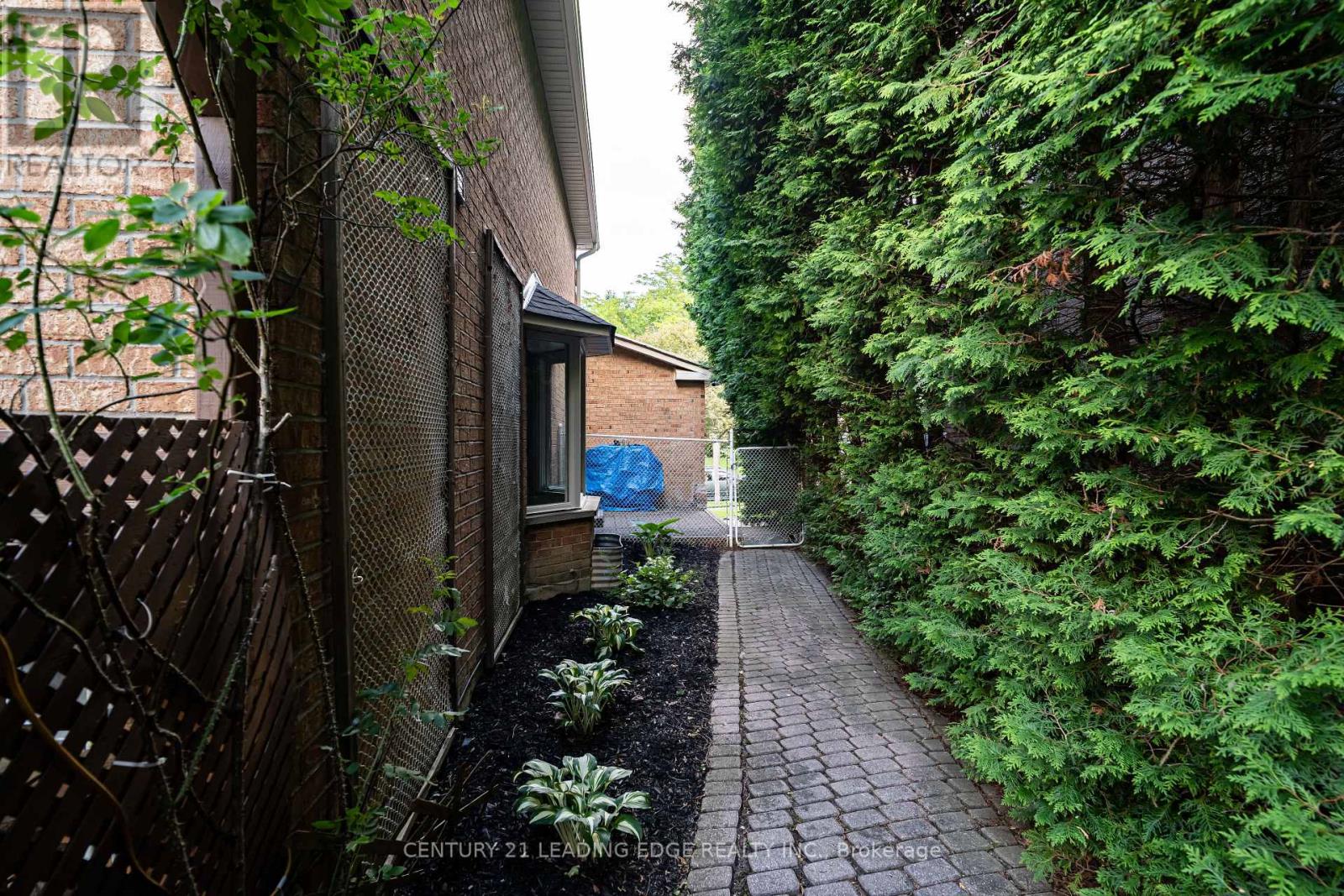 53 MCCLENNY DRIVE - 42