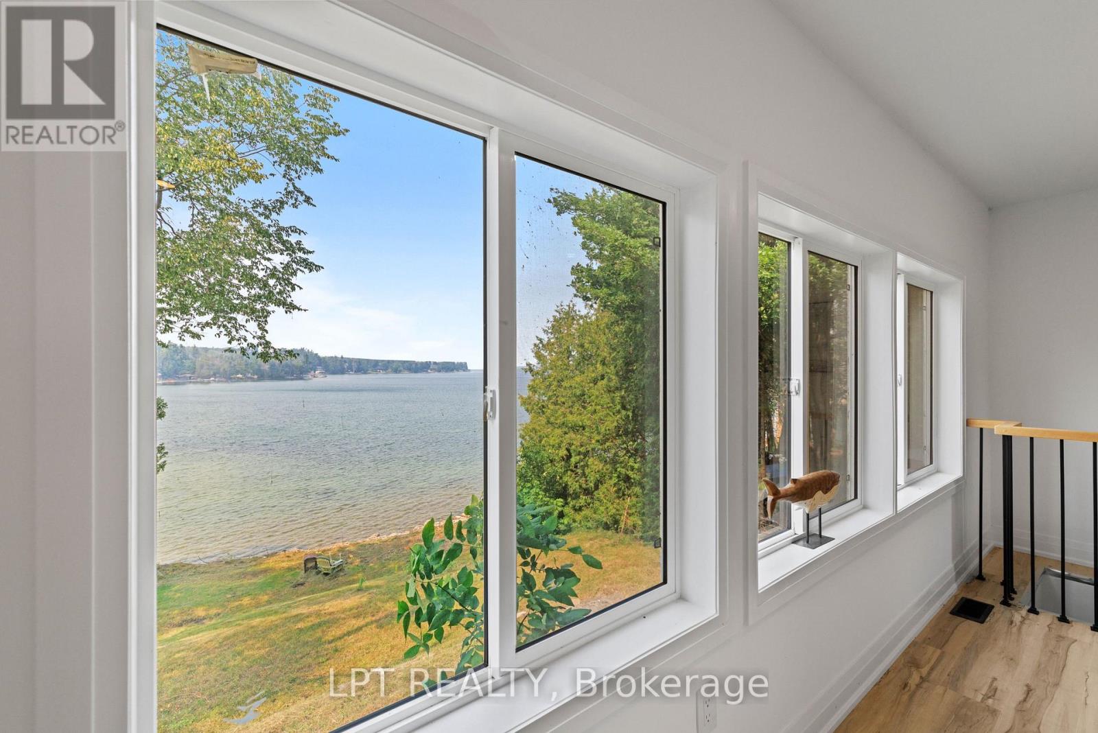 47 MOON POINT DRIVE - 11