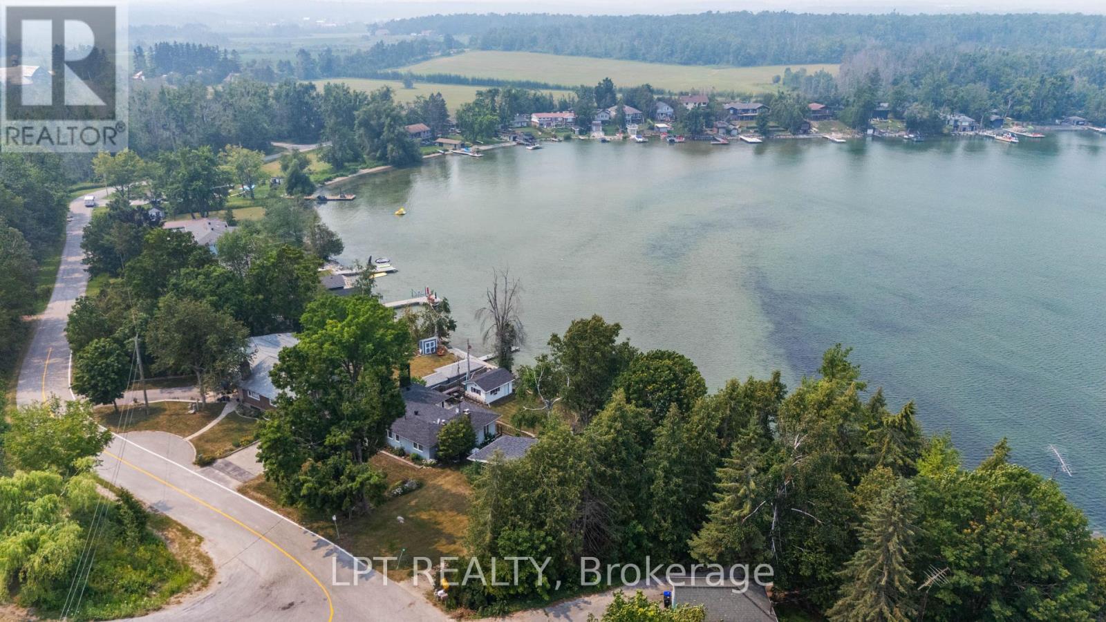 47 MOON POINT DRIVE - 28
