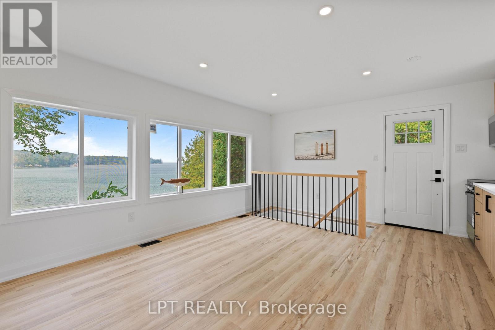 47 MOON POINT DRIVE - 8