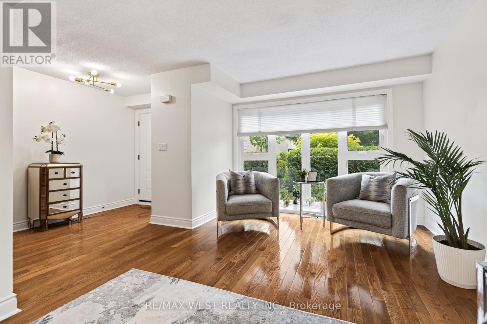 823 HYDE ROAD - 2