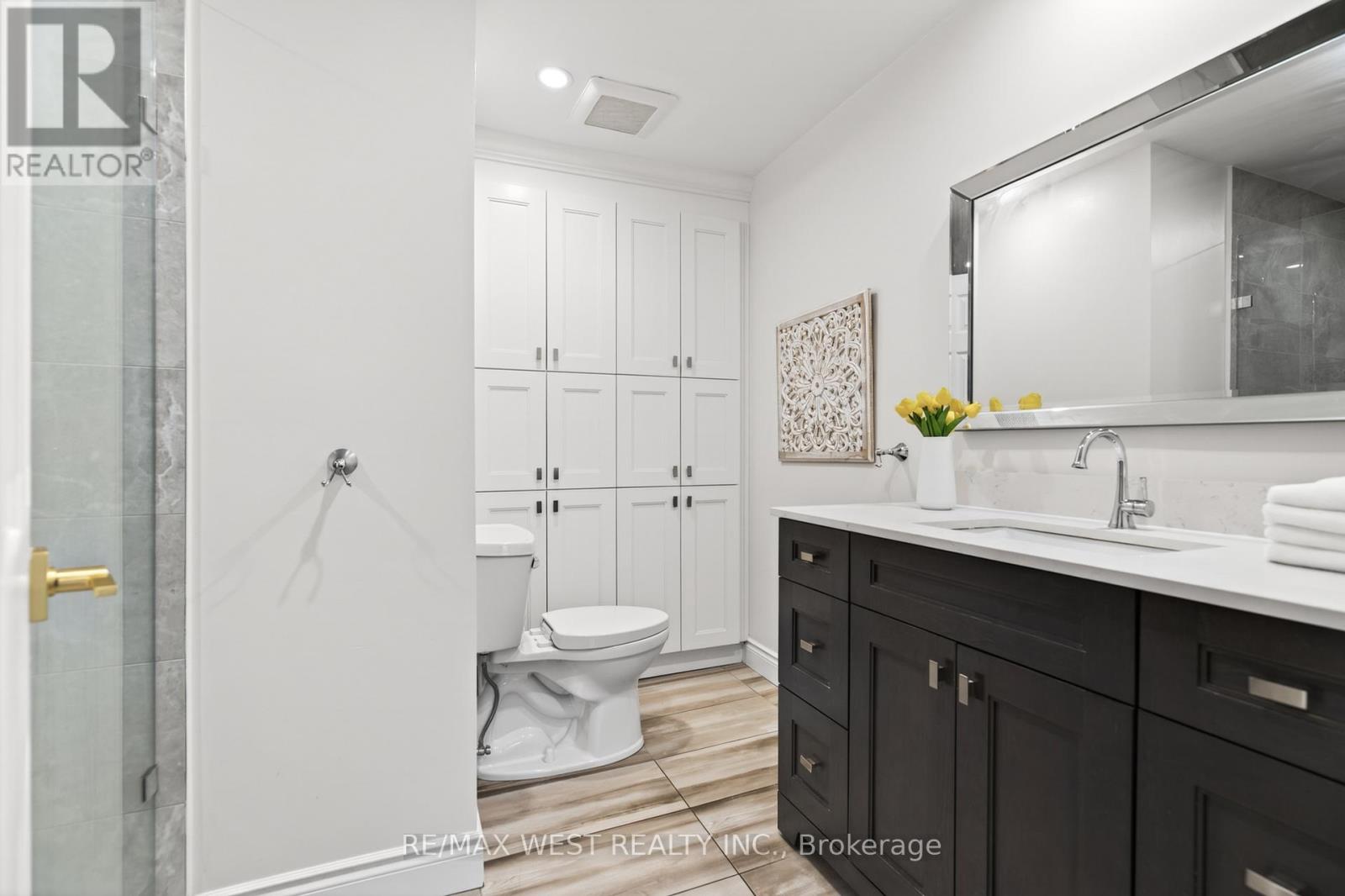823 HYDE ROAD - 9