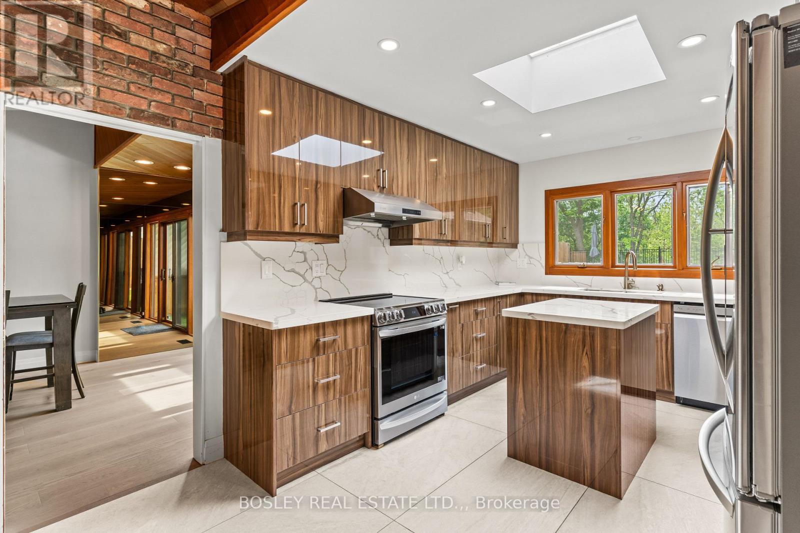 93 RIVERVIEW BOULEVARD - 22