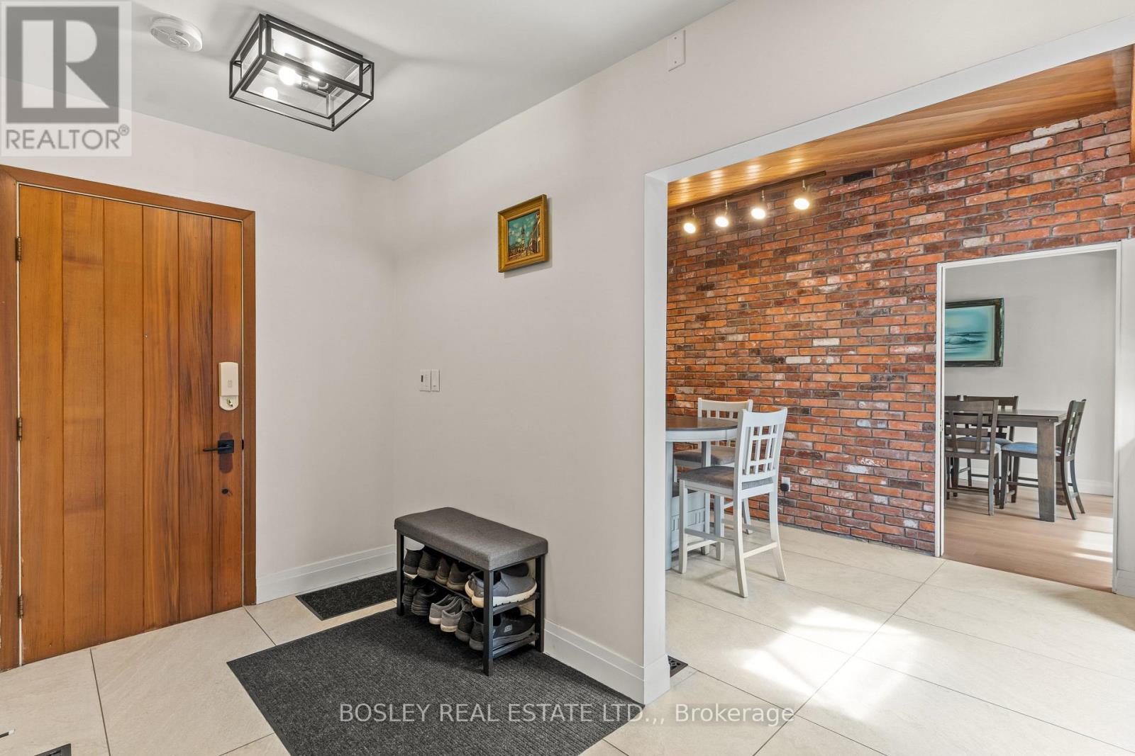 93 RIVERVIEW BOULEVARD - 21
