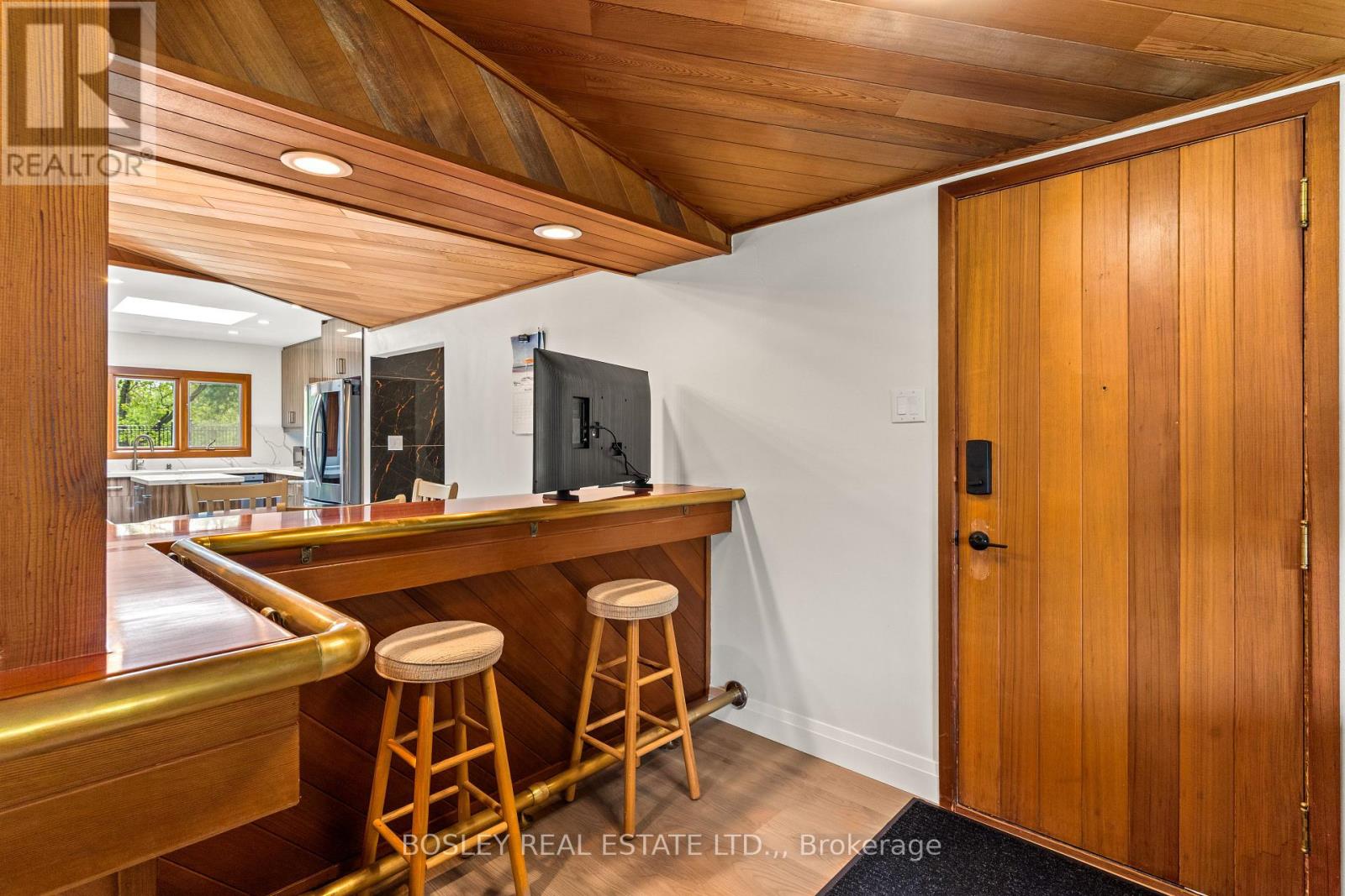 93 RIVERVIEW BOULEVARD - 29