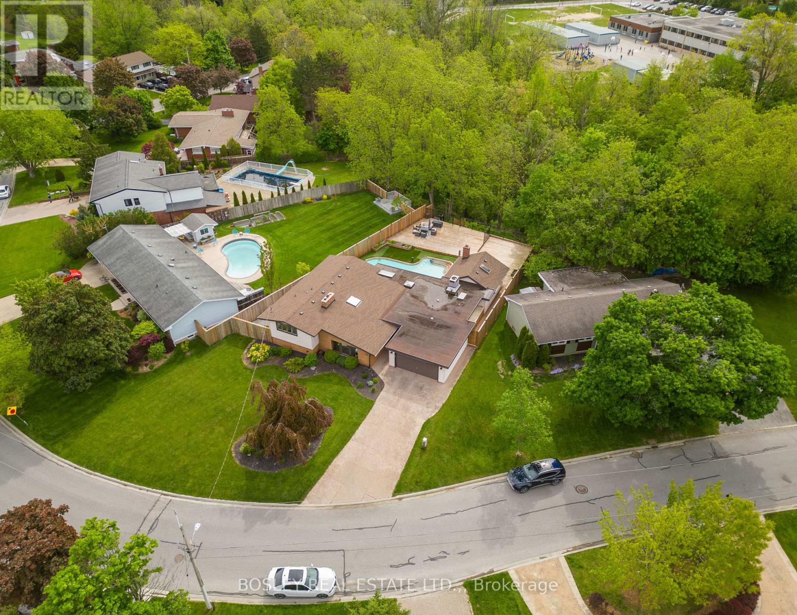 93 RIVERVIEW BOULEVARD - 4