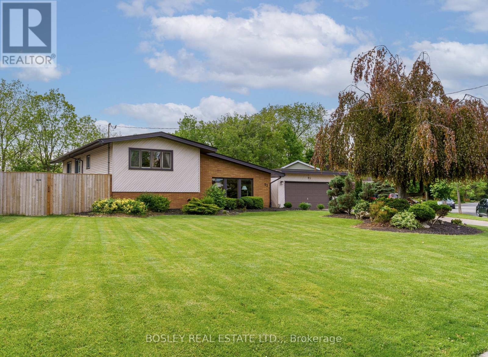 93 RIVERVIEW BOULEVARD - 7