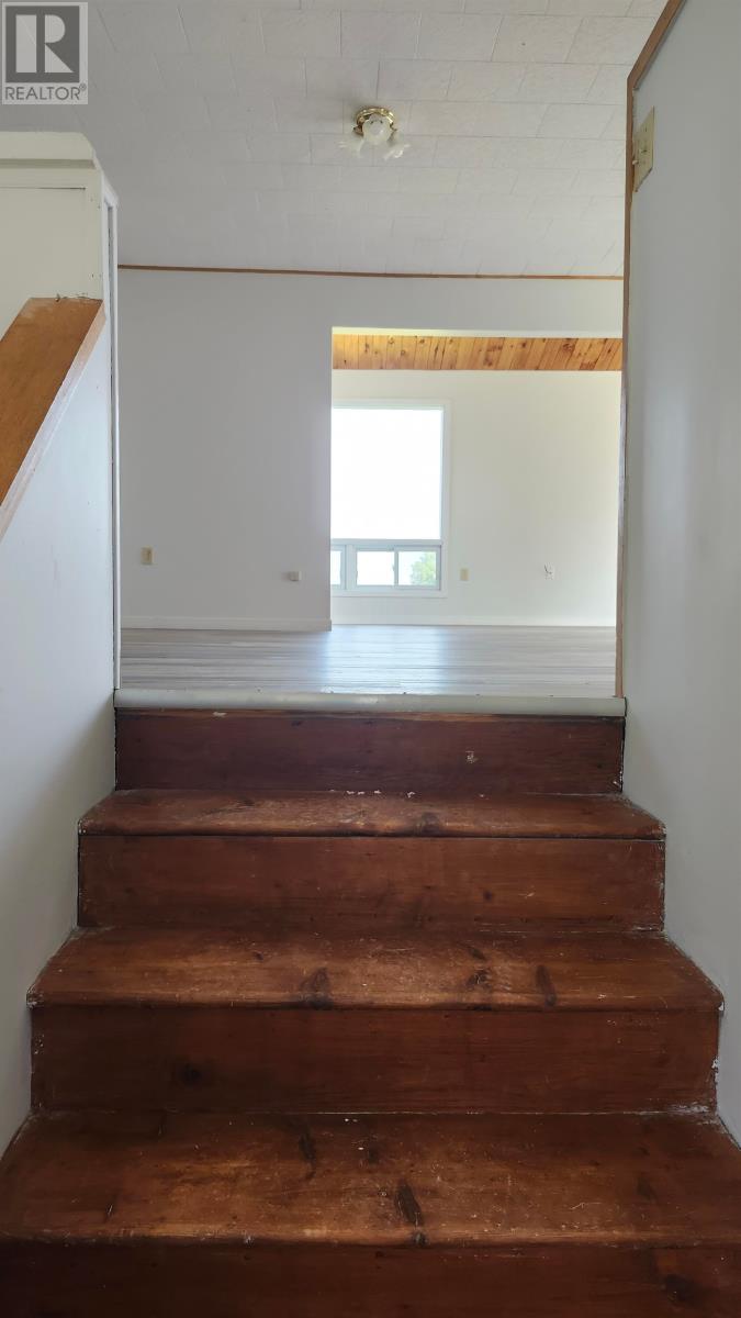 639 St. Andrews Point Road - 10