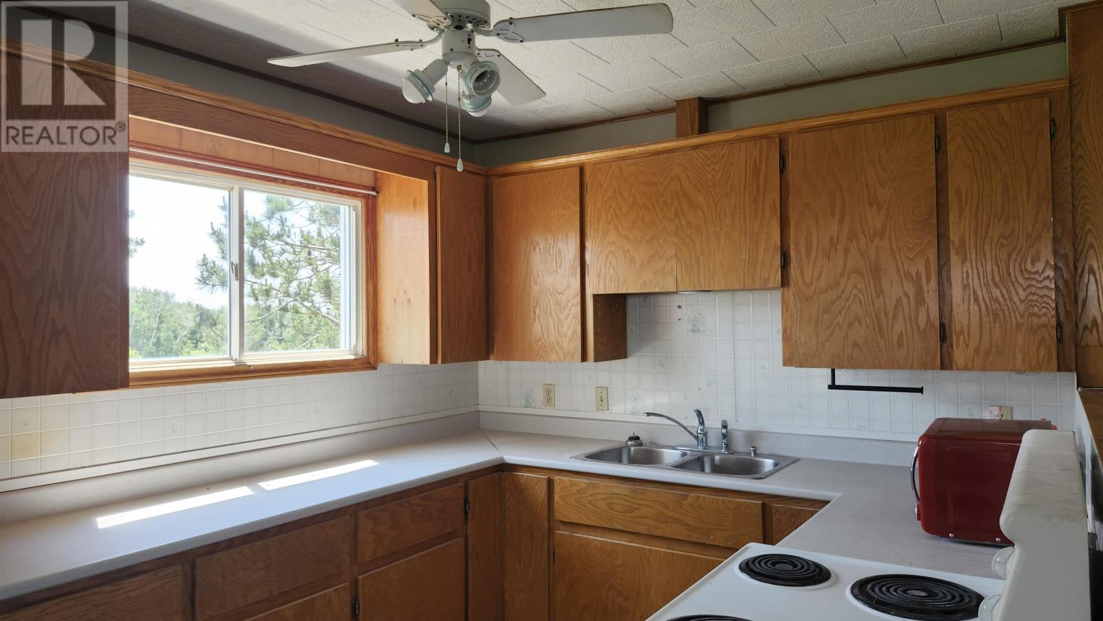 639 St. Andrews Point Road - 16