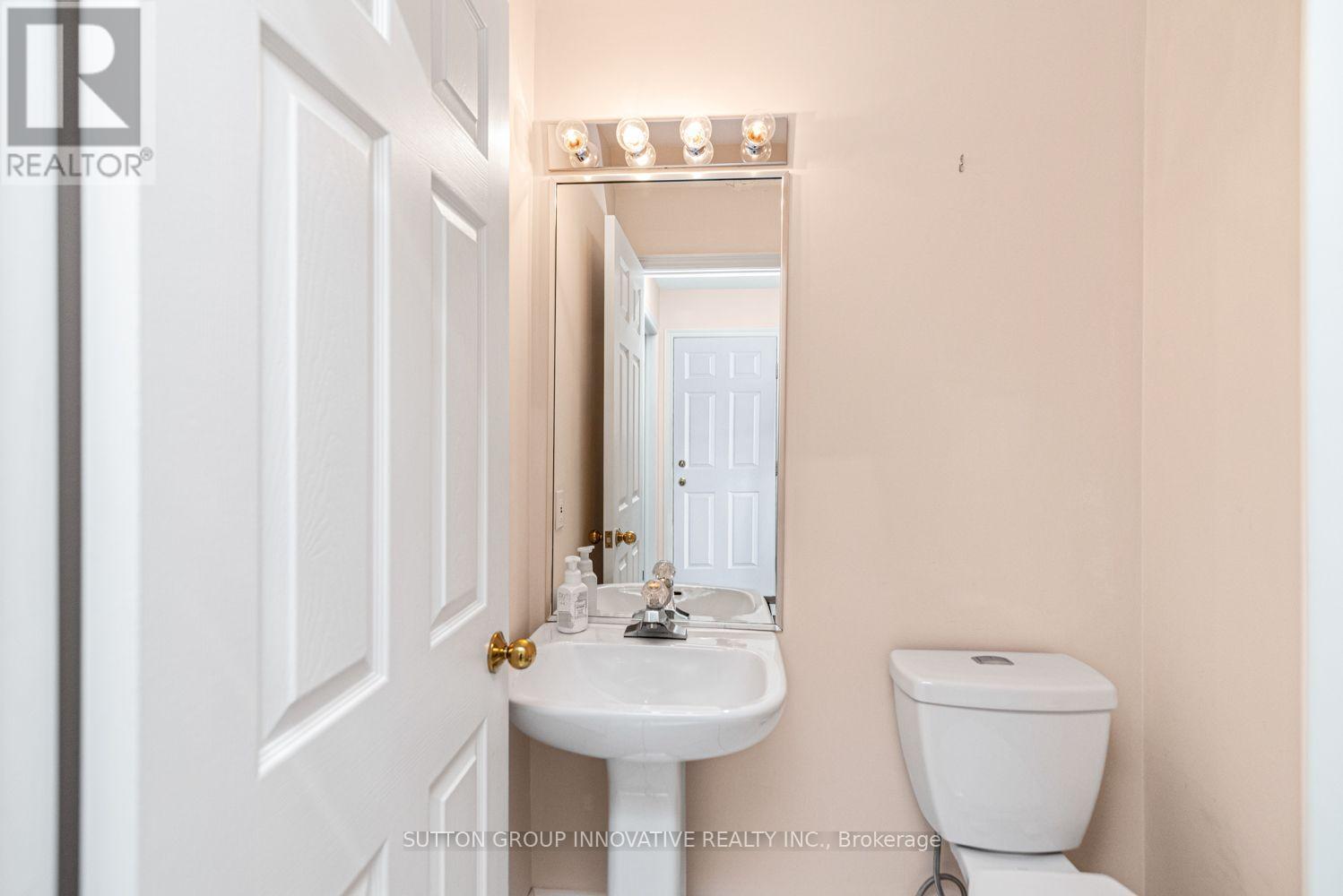 59 RENATA COURT - 15