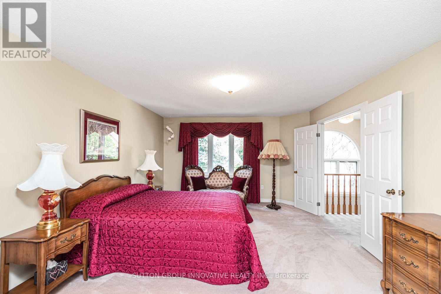 59 RENATA COURT - 17