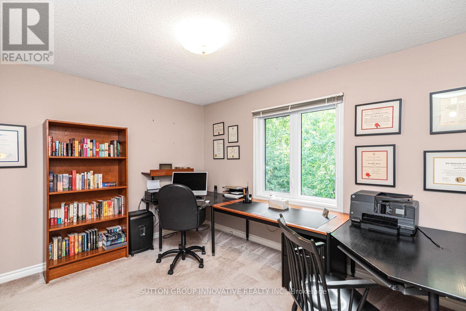 59 RENATA COURT - 23