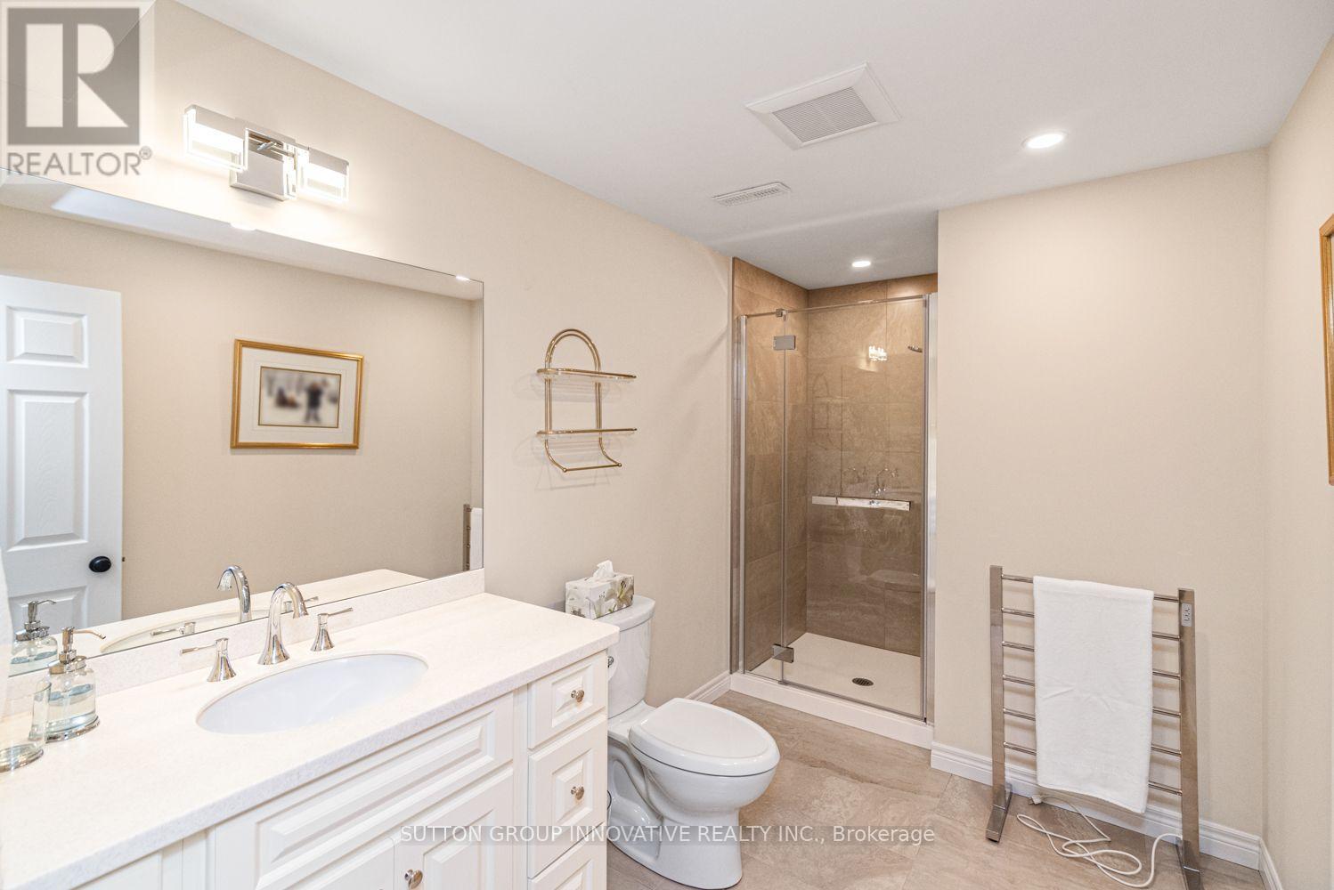 59 RENATA COURT - 34