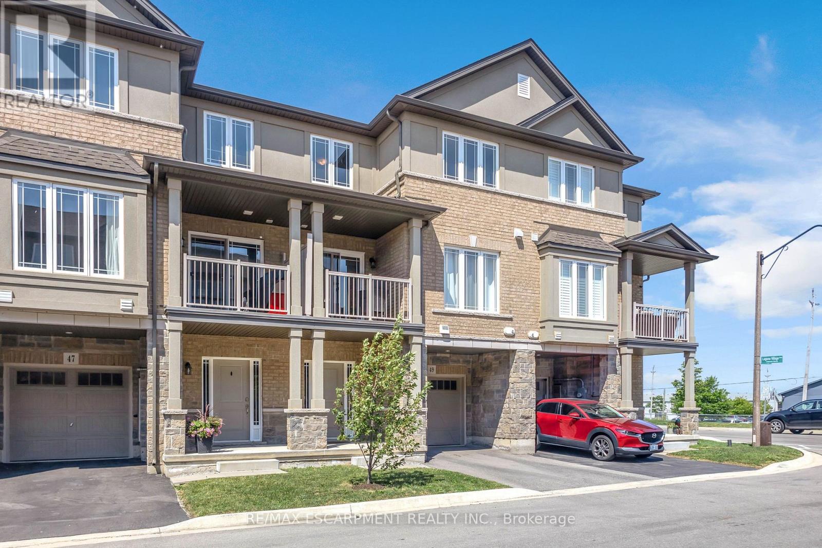 49 LAGUNA VILLAGE CRESCENT - 2