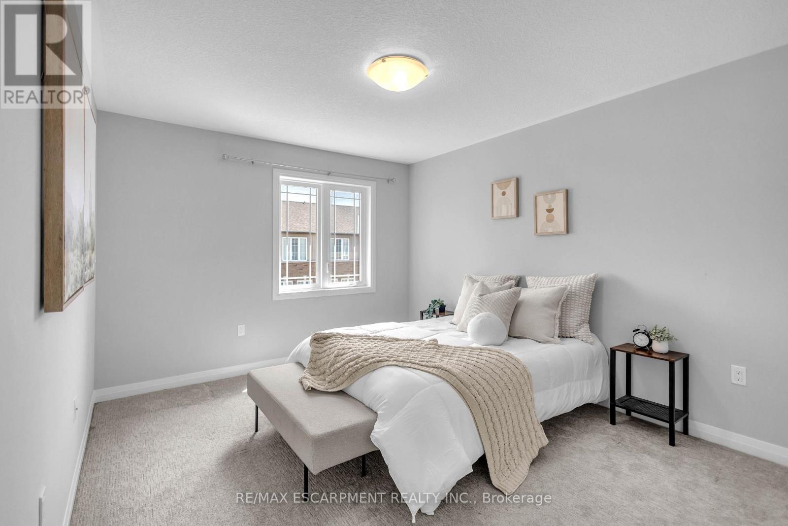49 LAGUNA VILLAGE CRESCENT - 21