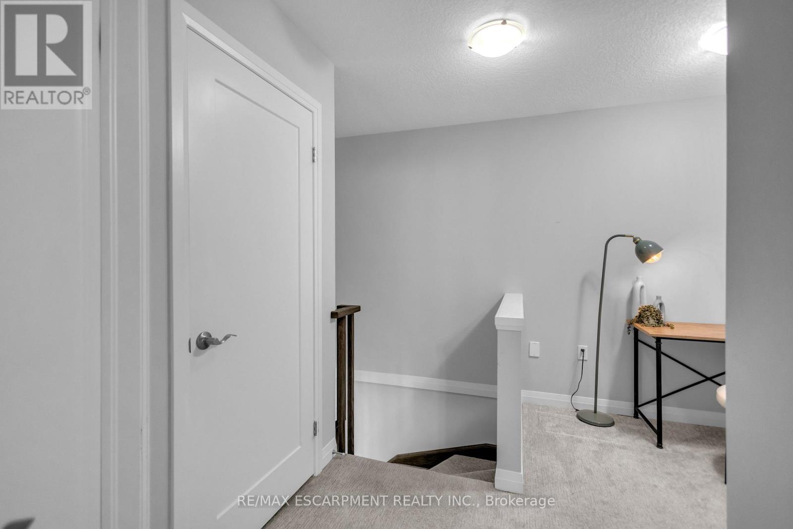 49 LAGUNA VILLAGE CRESCENT - 28