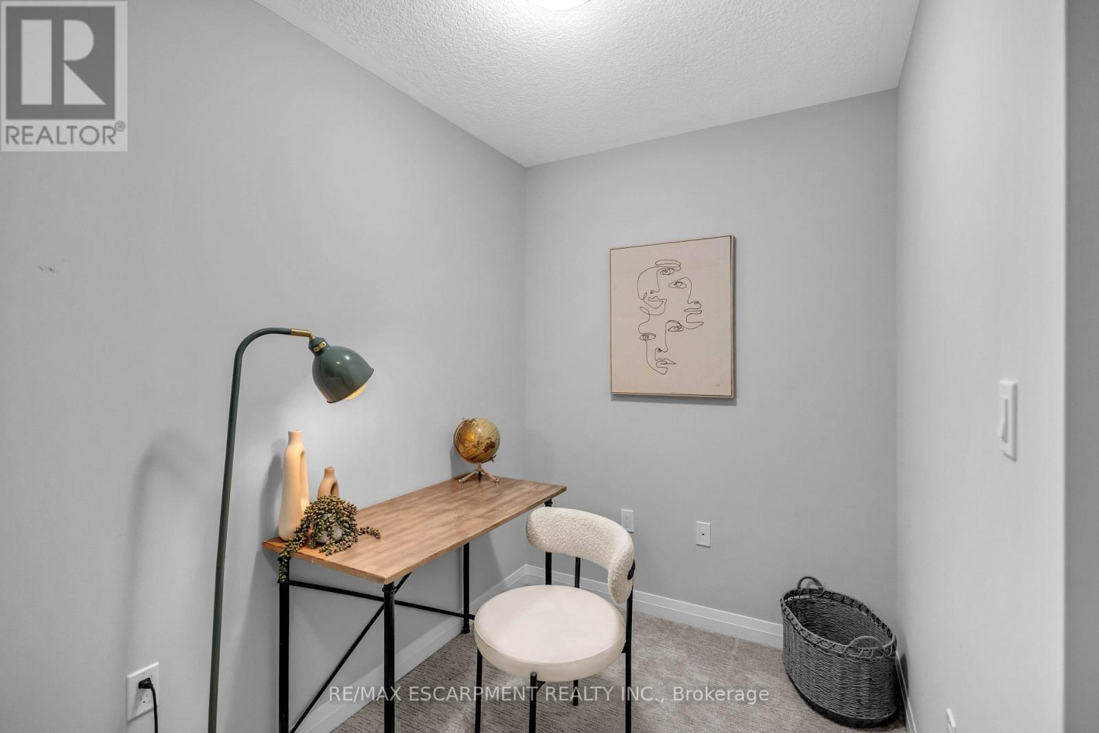 49 LAGUNA VILLAGE CRESCENT - 29
