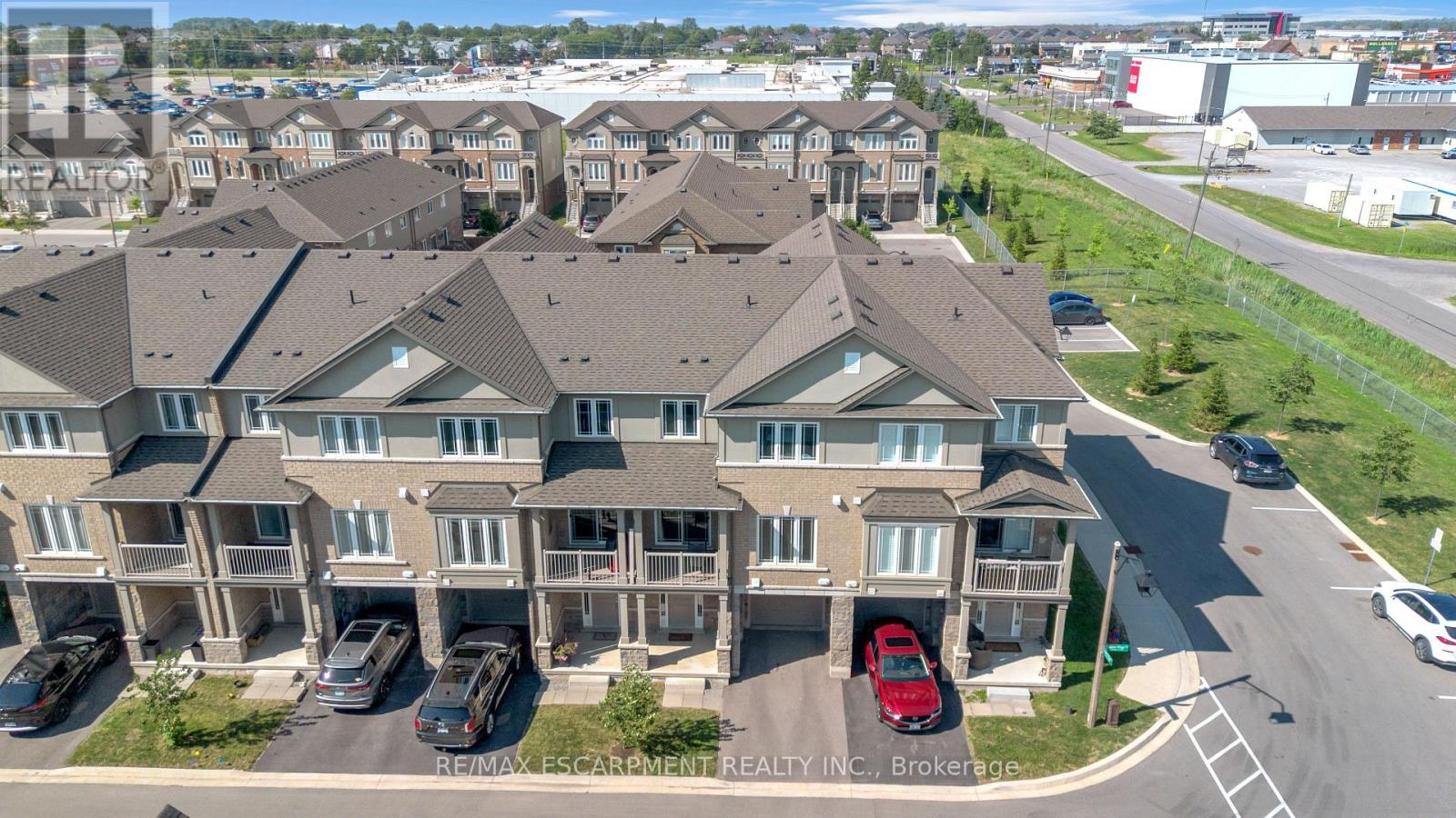 49 LAGUNA VILLAGE CRESCENT - 34