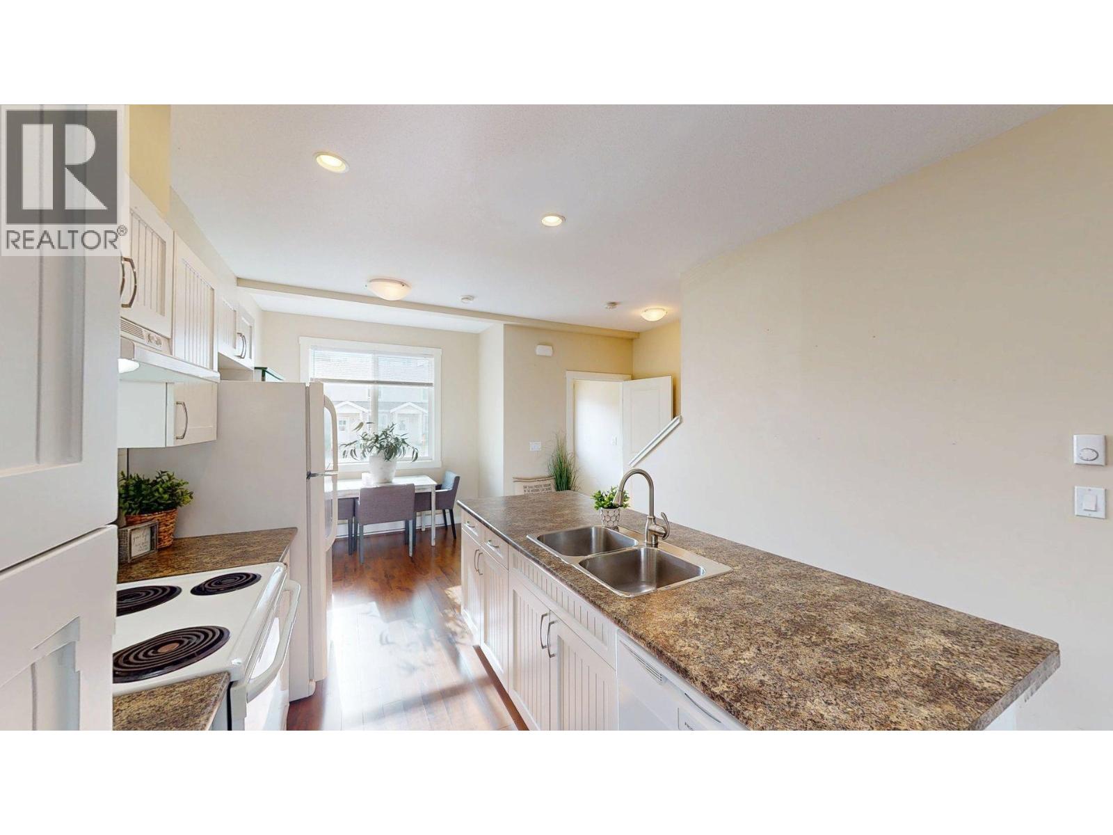 #105 10904 102 AVENUE - 6