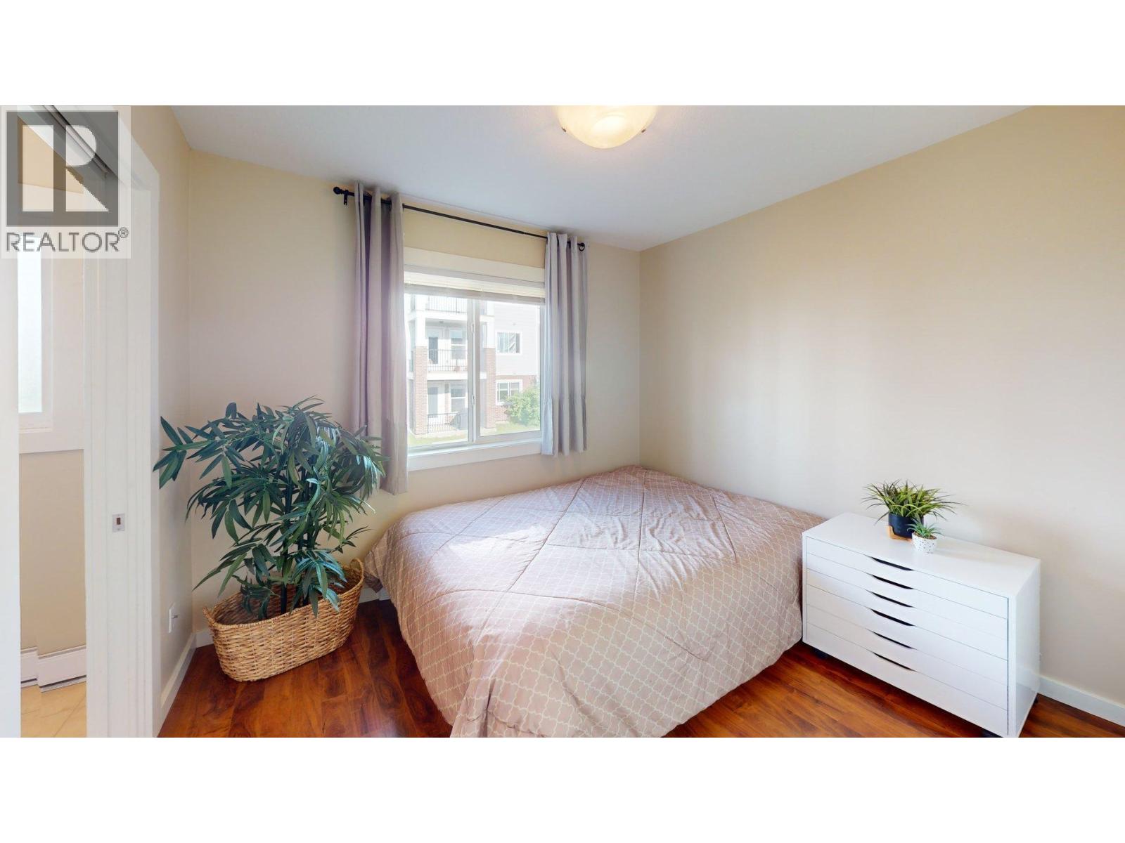 #105 10904 102 AVENUE - 15