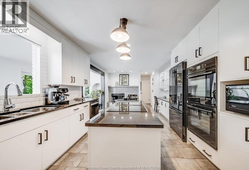 3073 CENTENNIAL CRESCENT - 21