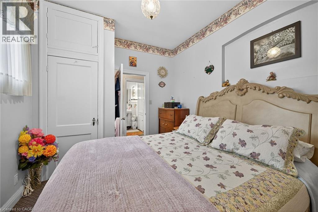 96 BARNESDALE Boulevard - 19