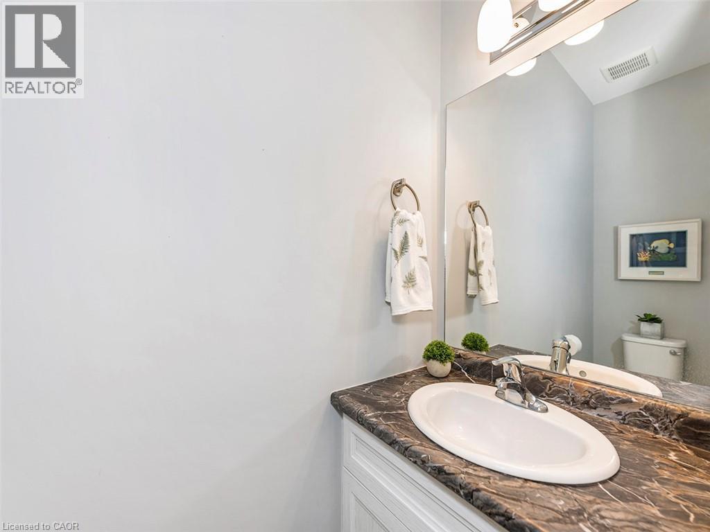 #18 41 GARDEN Avenue - 25