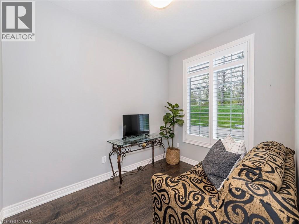 #18 41 GARDEN Avenue - 21