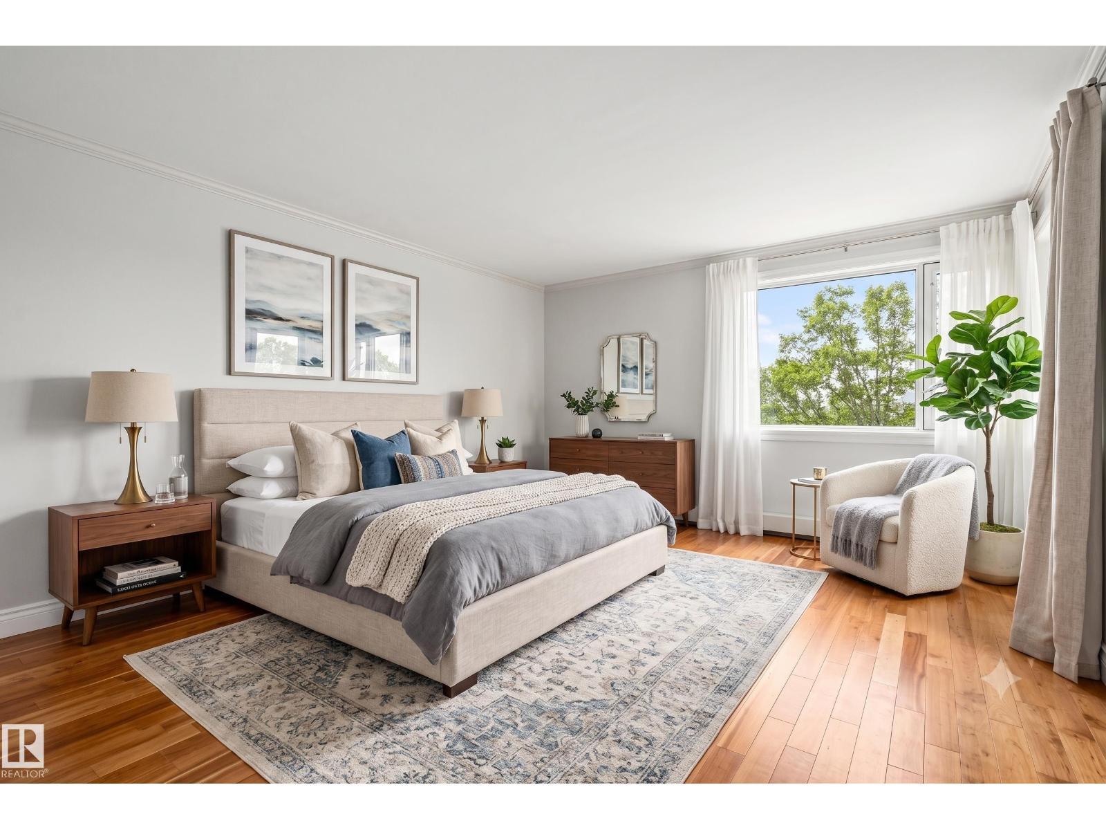 #202 10010 119 ST NW - 24