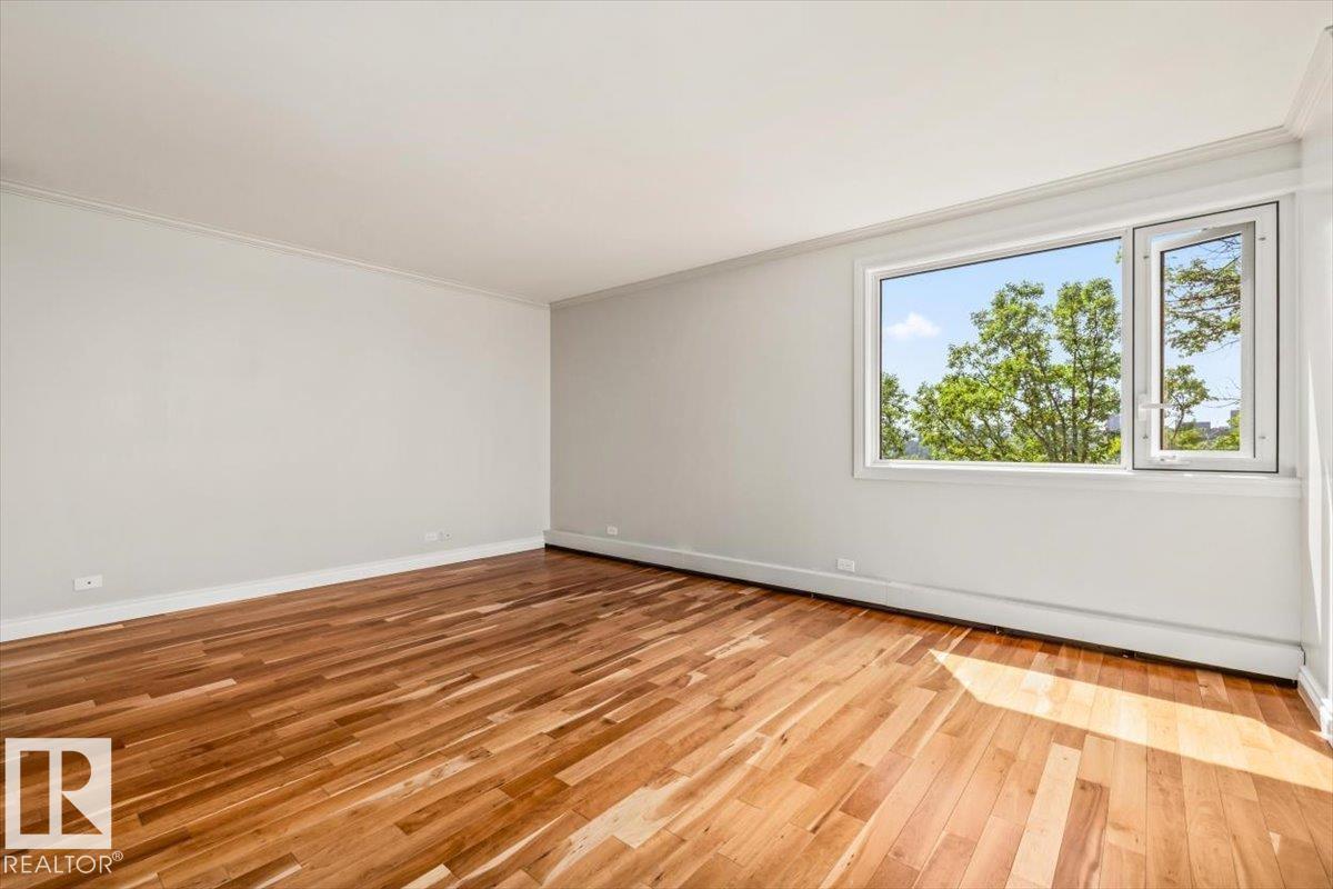 #202 10010 119 ST NW - 25
