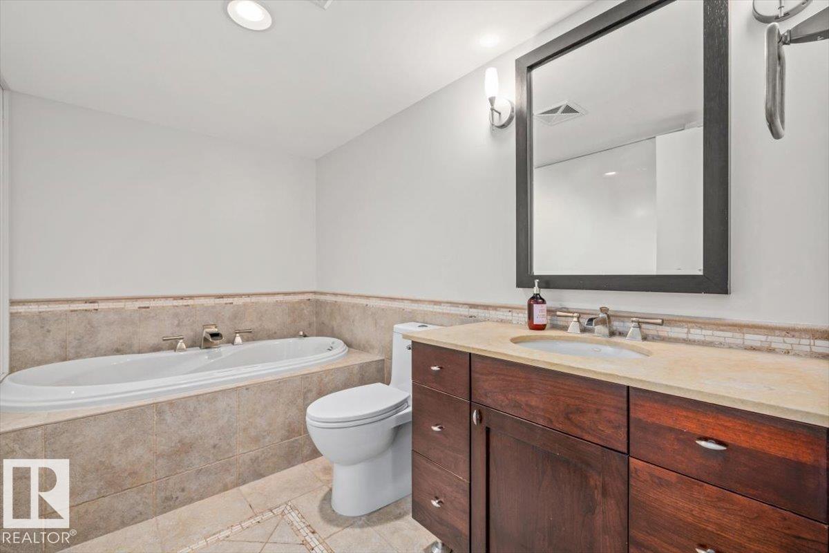 #202 10010 119 ST NW - 27
