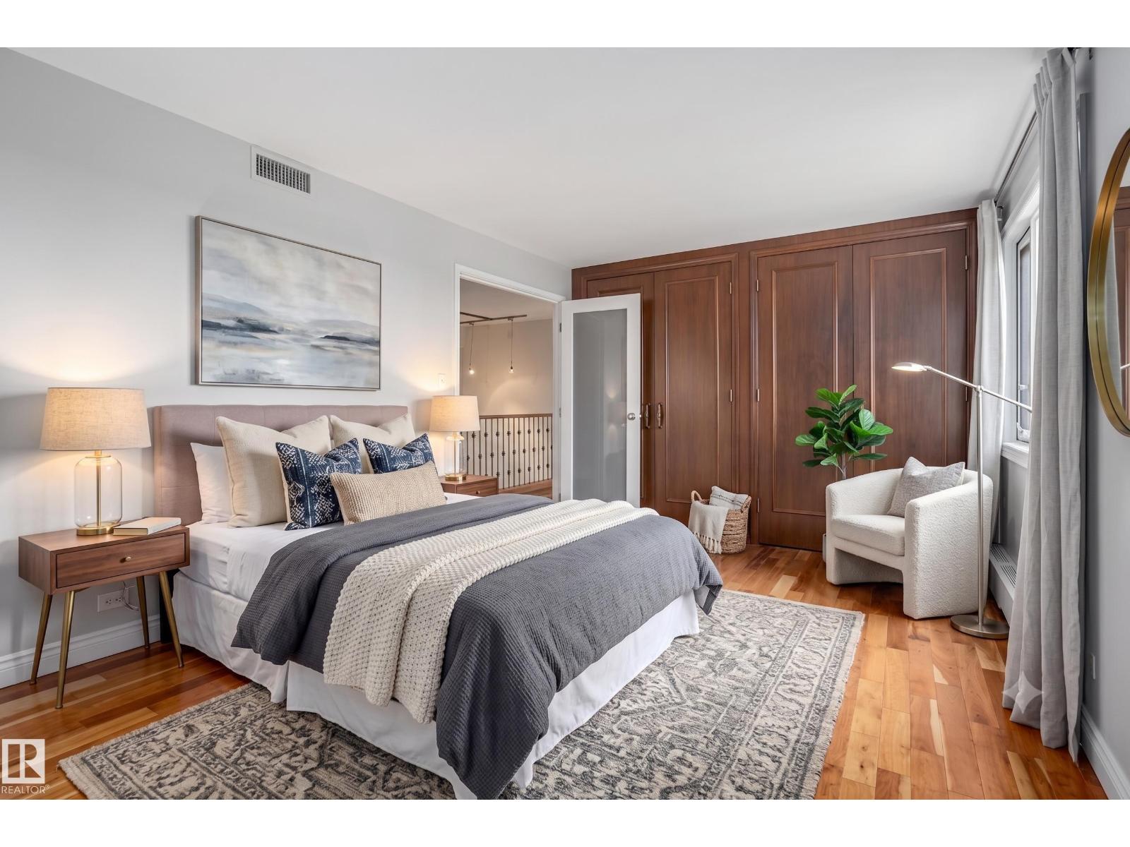 #202 10010 119 ST NW - 30