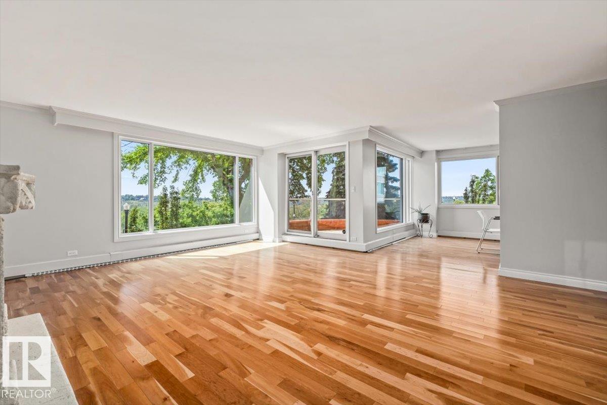 #202 10010 119 ST NW - 5