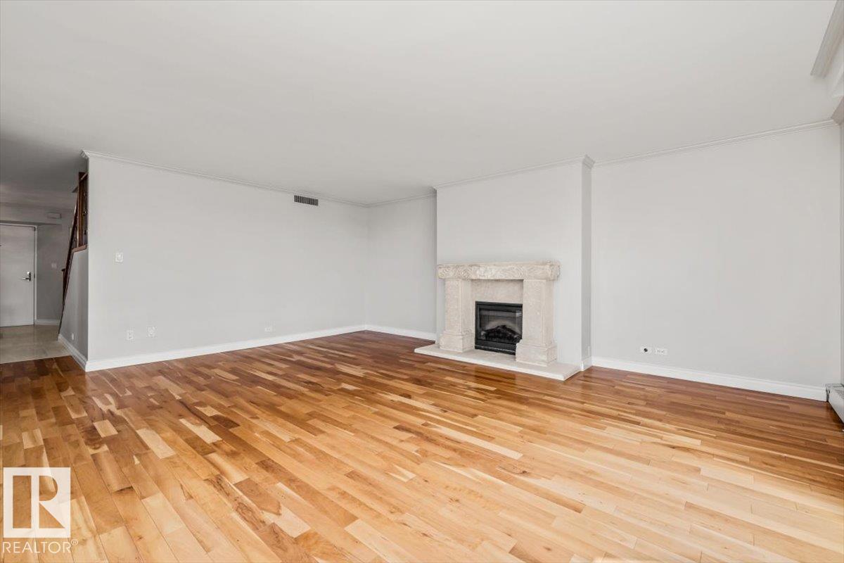 #202 10010 119 ST NW - 7