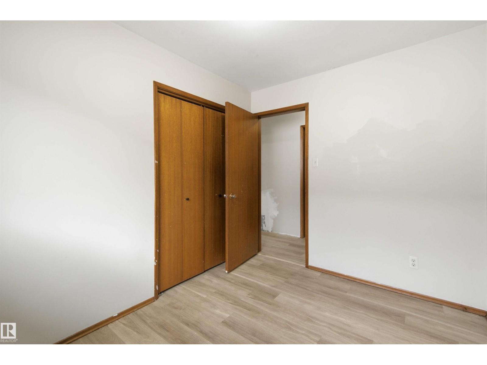 11424 41 AV NW NW - 16