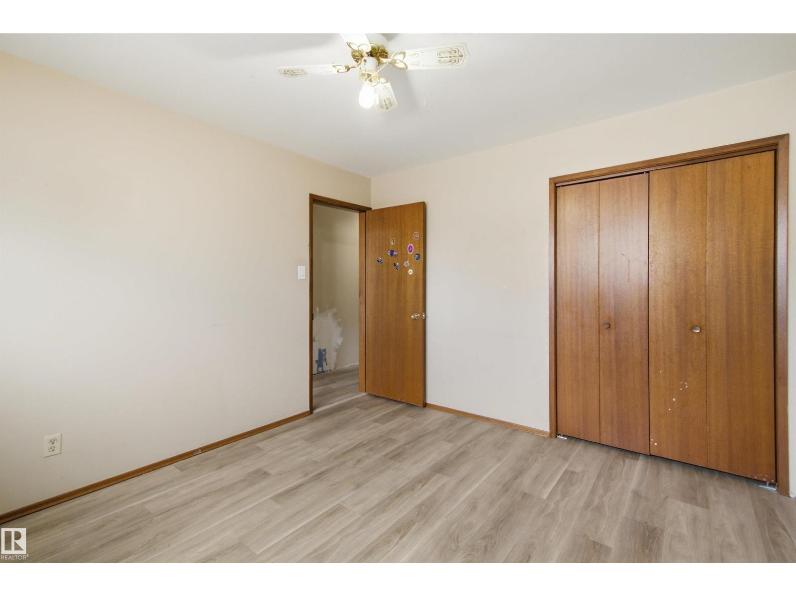 11424 41 AV NW NW - 18