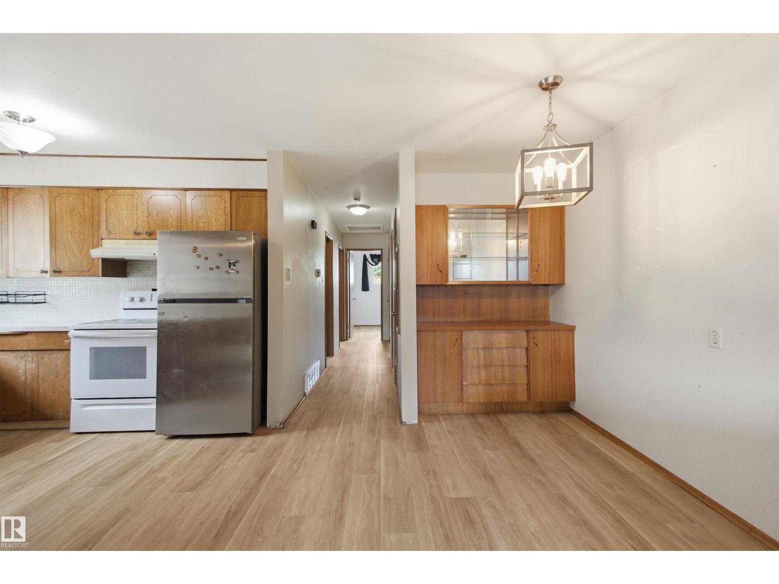11424 41 AV NW NW - 9