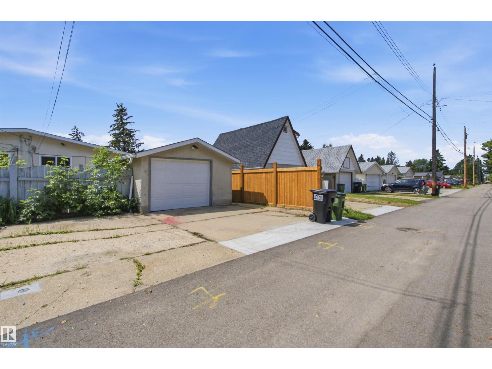 11424 41 AV NW NW - 39
