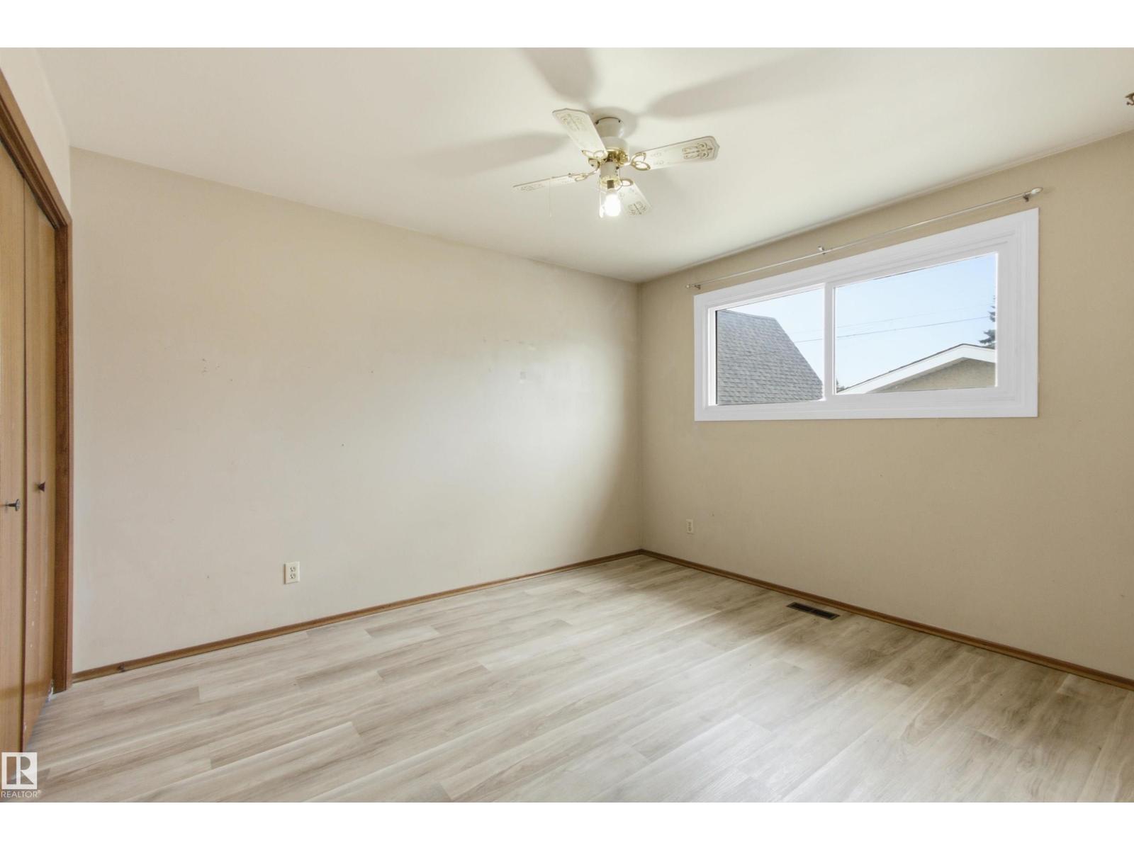 11424 41 AV NW NW - 17