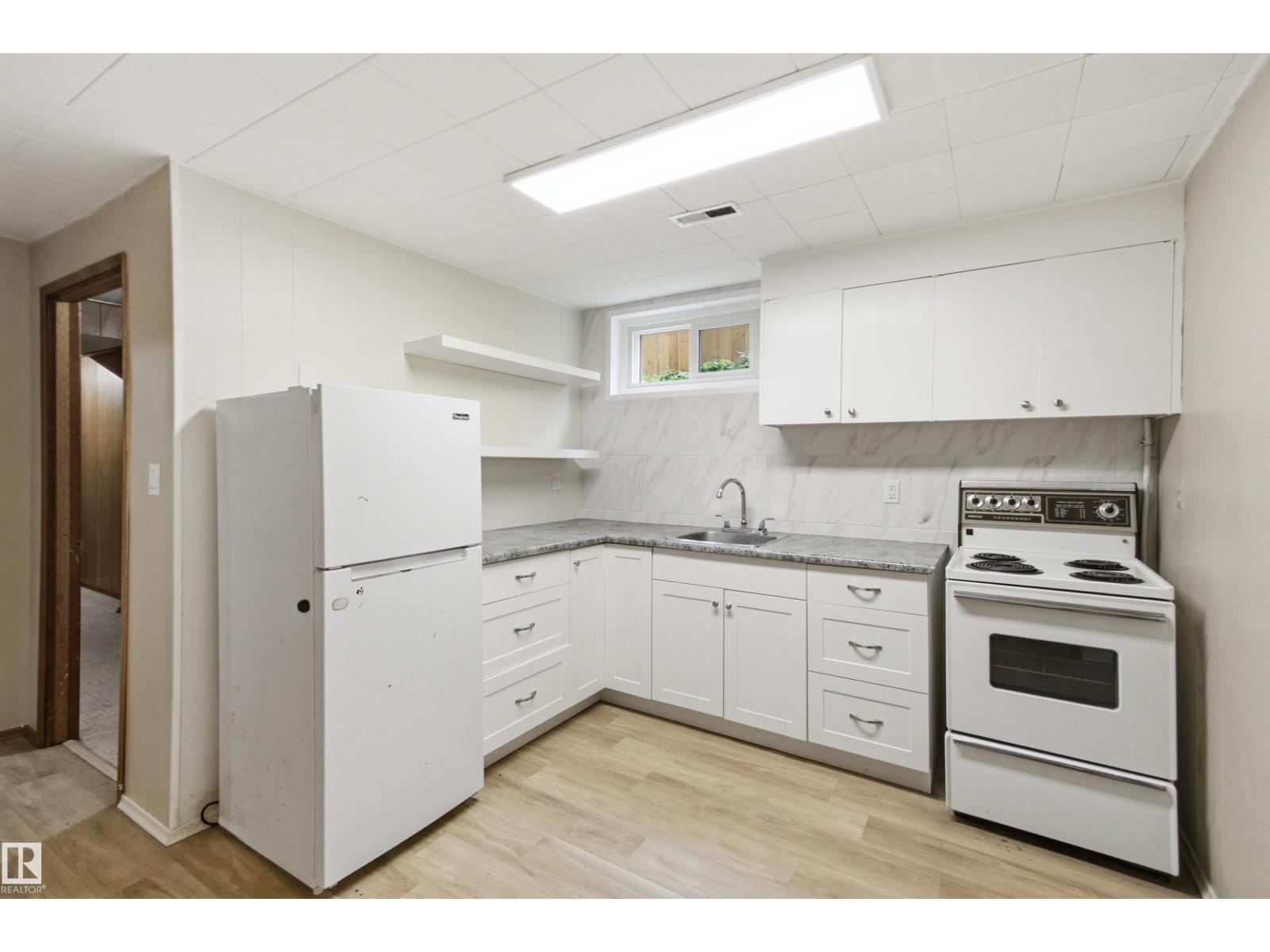 11424 41 AV NW NW - 28