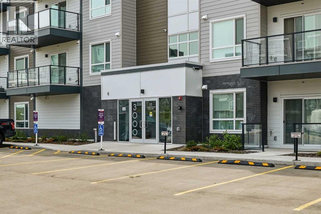 #3207 33 Carringham Gate NW - 20