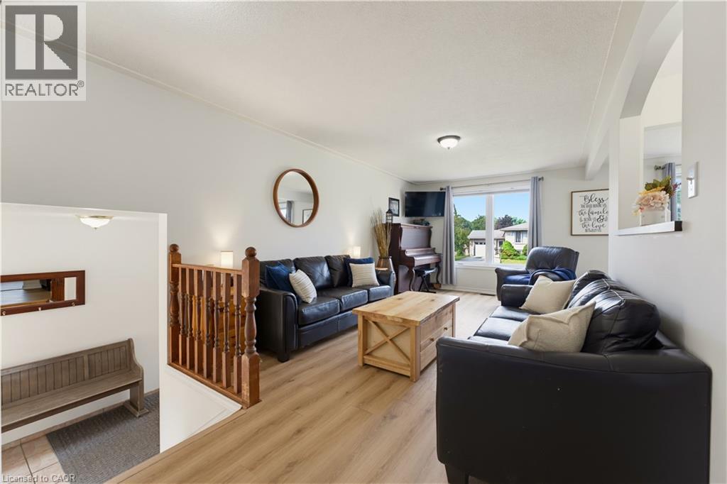 24 EDWARD Avenue - 10